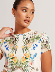 Women ALLOVER FLORAL T-SHIRT - White - Ted Baker