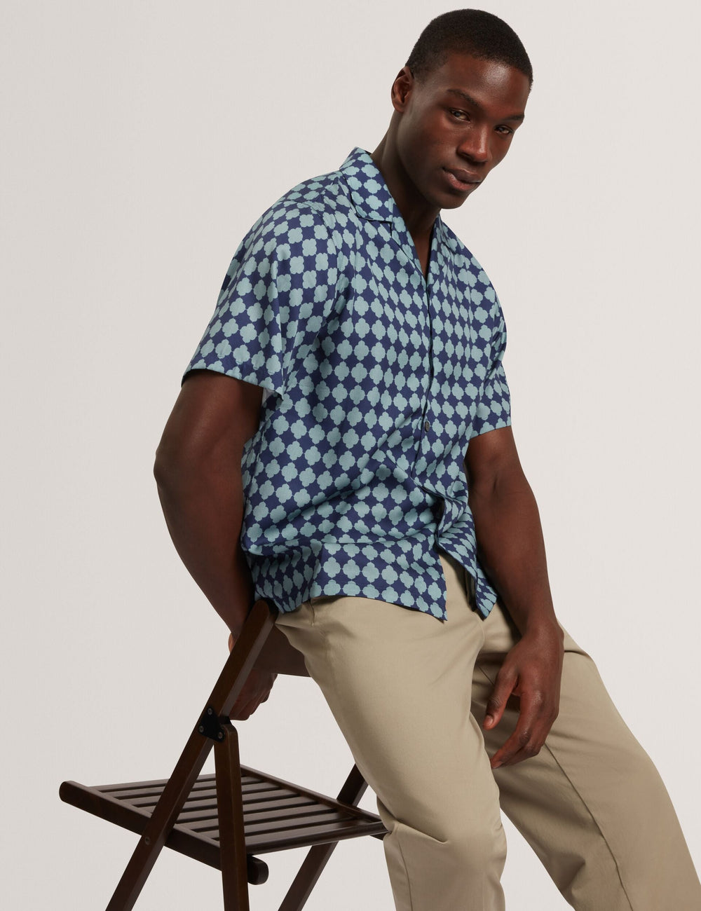 Men IBICUI Tile Print Tencel Short Sleeve Shirt - Ted Baker