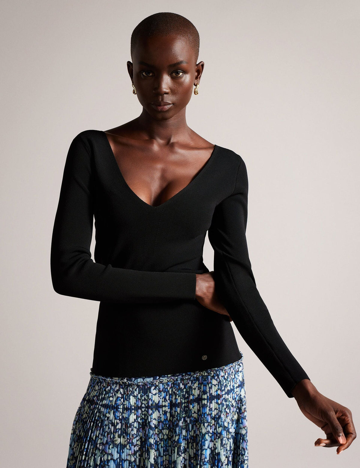 Women CILESTE - Fitted V-Neck Long Sleeve Knit Top - Ted Baker