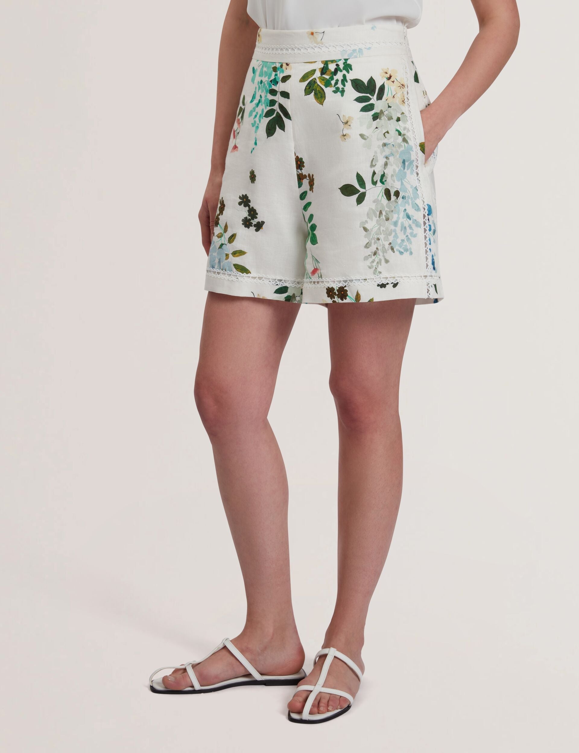 Women VYLLA - Floral High Waist Linen Shorts With Trim Detail - Ted Baker