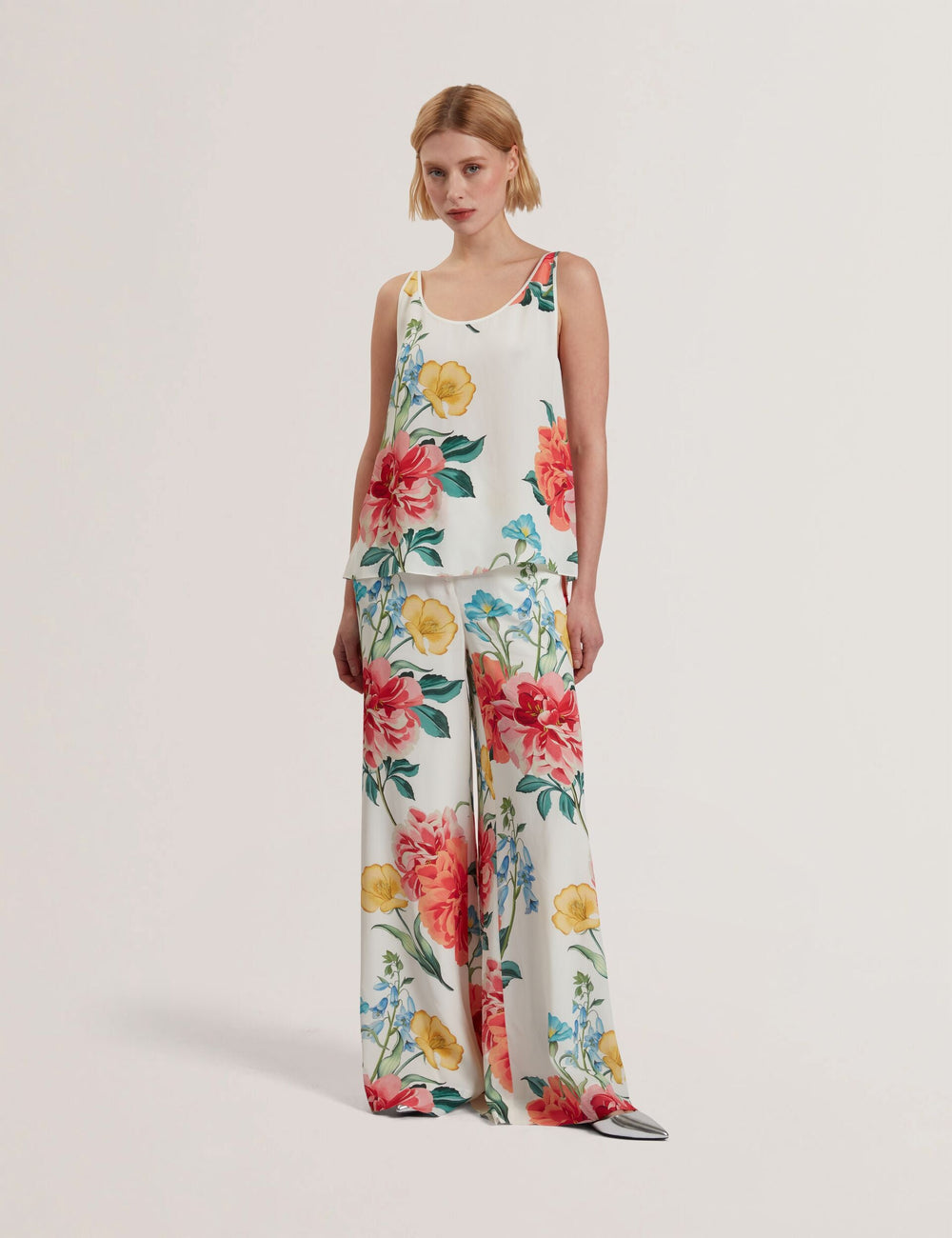 Women PURRLA - Floral Print Scoop Neck Sleeveless Top - Ted Baker