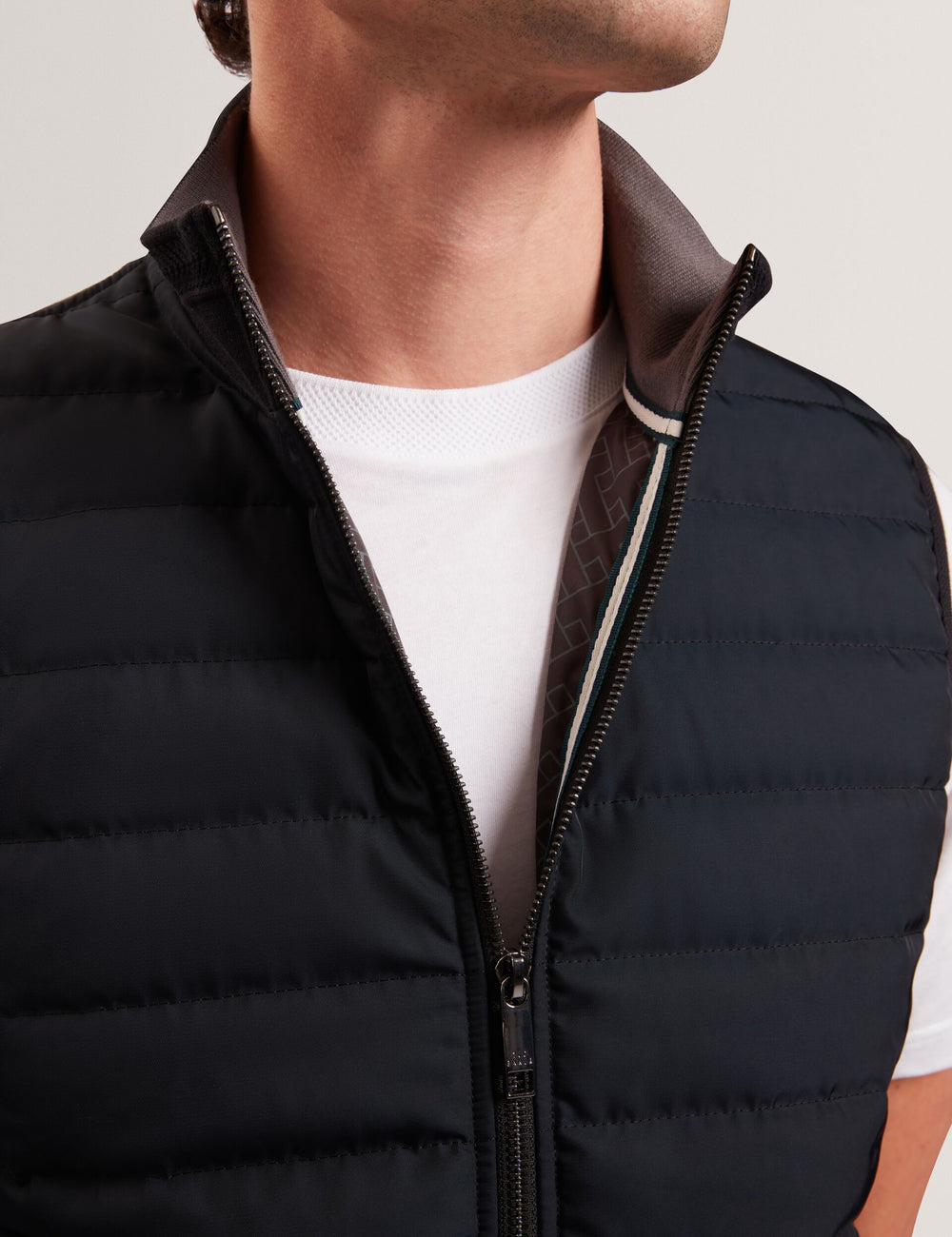 Men|Sale PAFAVOR Quilted Front Funnel Neck Zip-Up Gilet - Ted Baker