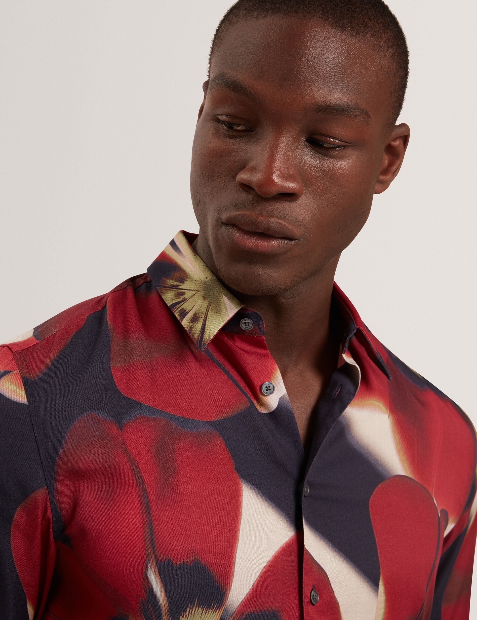 Men|Sale PHELIN Red Blooms Print Cotton Stretch Shirt - Ted Baker
