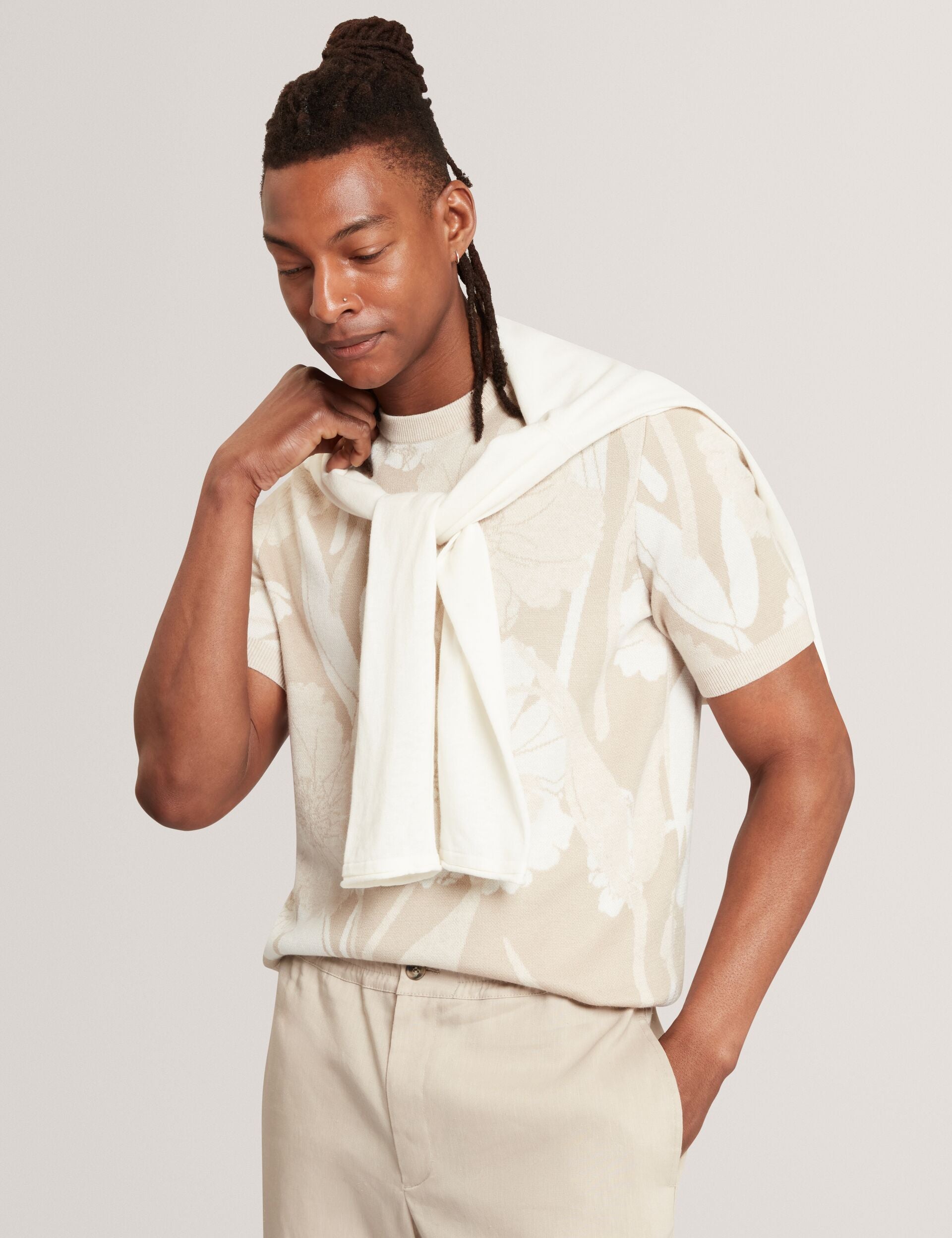 Men BARYN Jacquard Botanical Wool Blend T-Shirt - Ted Baker