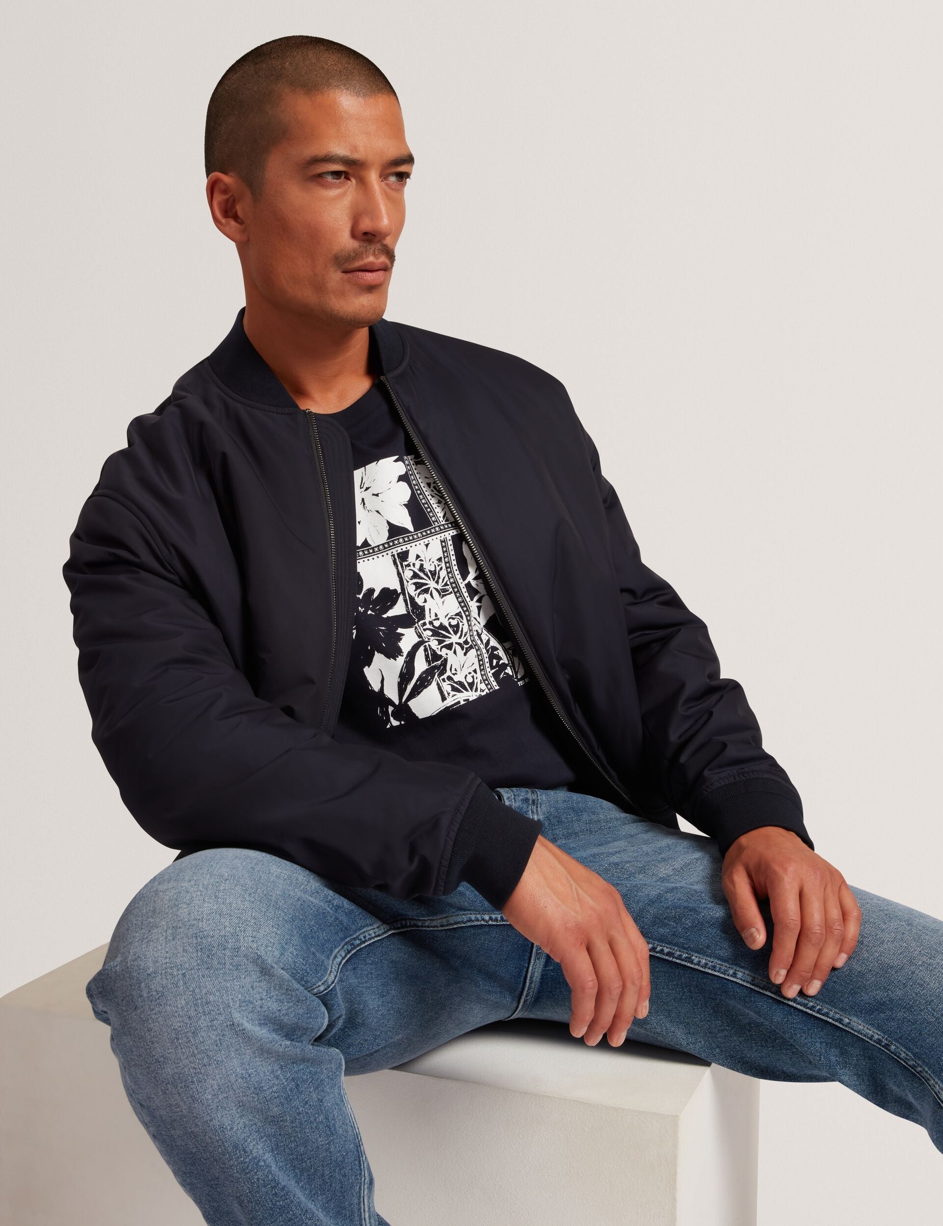 Sale|Men KONEY Botanical Graphic Crew Neck T-Shirt - Ted Baker