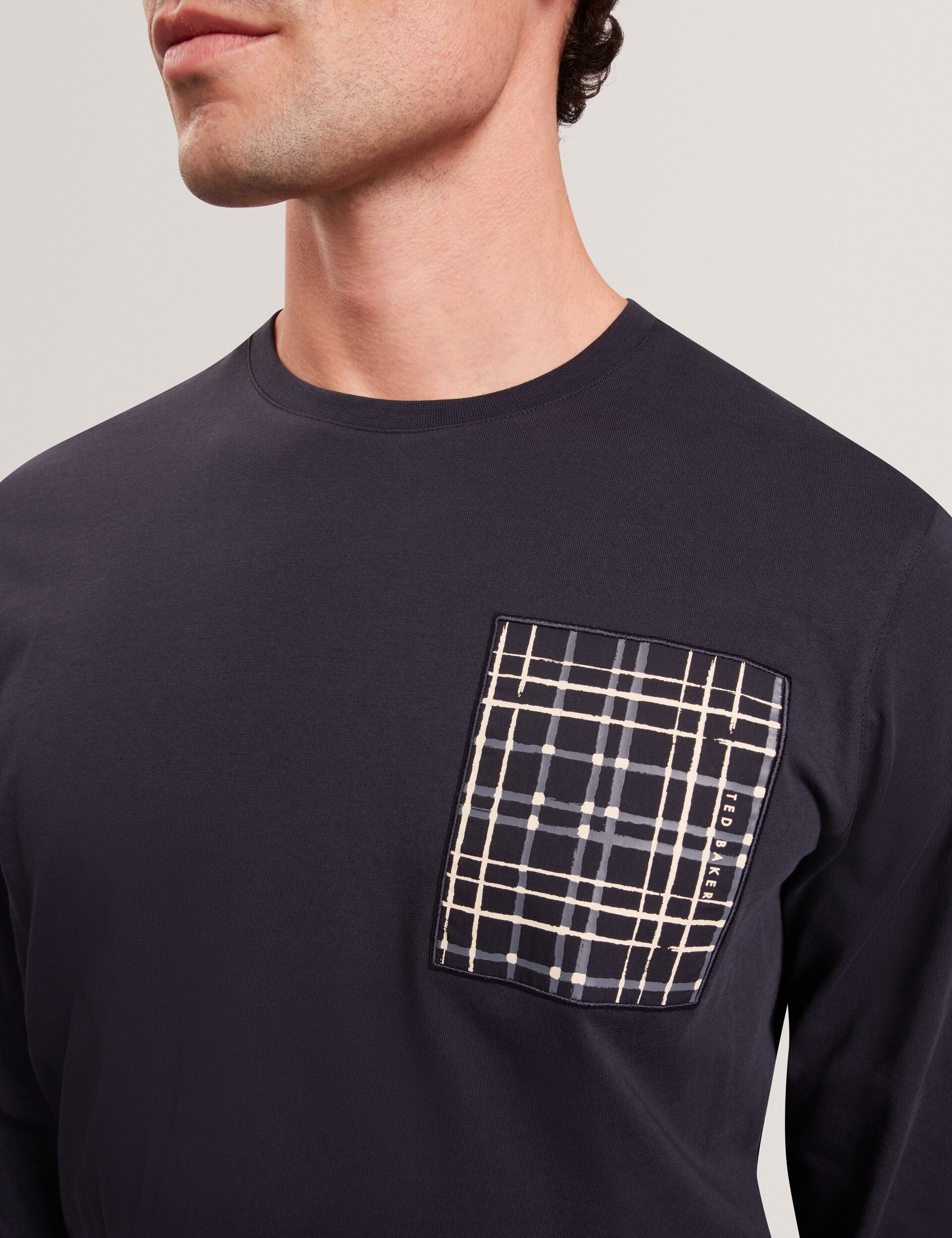 Sale|Men SININO Graphic Patch Long Sleeve T-Shirt - Ted Baker