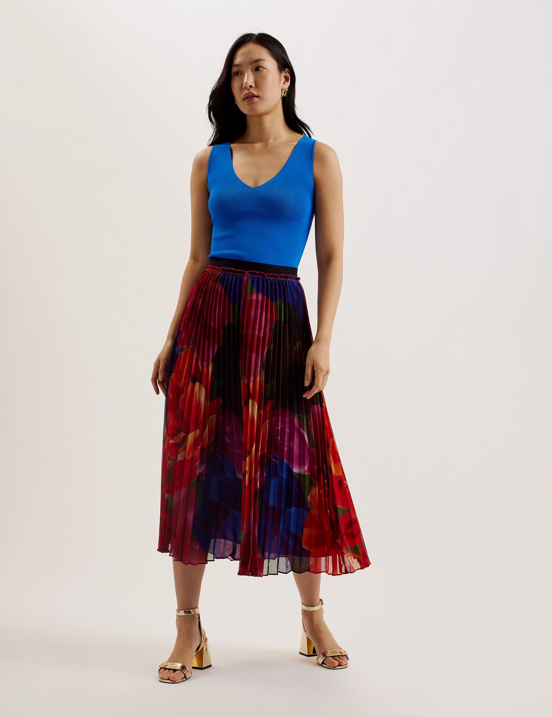 Women JOSIIY - V Neck Slim Fit Sleeveless Knit Top - Ted Baker