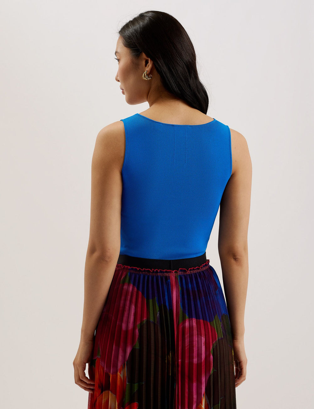 Women JOSIIY - V Neck Slim Fit Sleeveless Knit Top - Ted Baker
