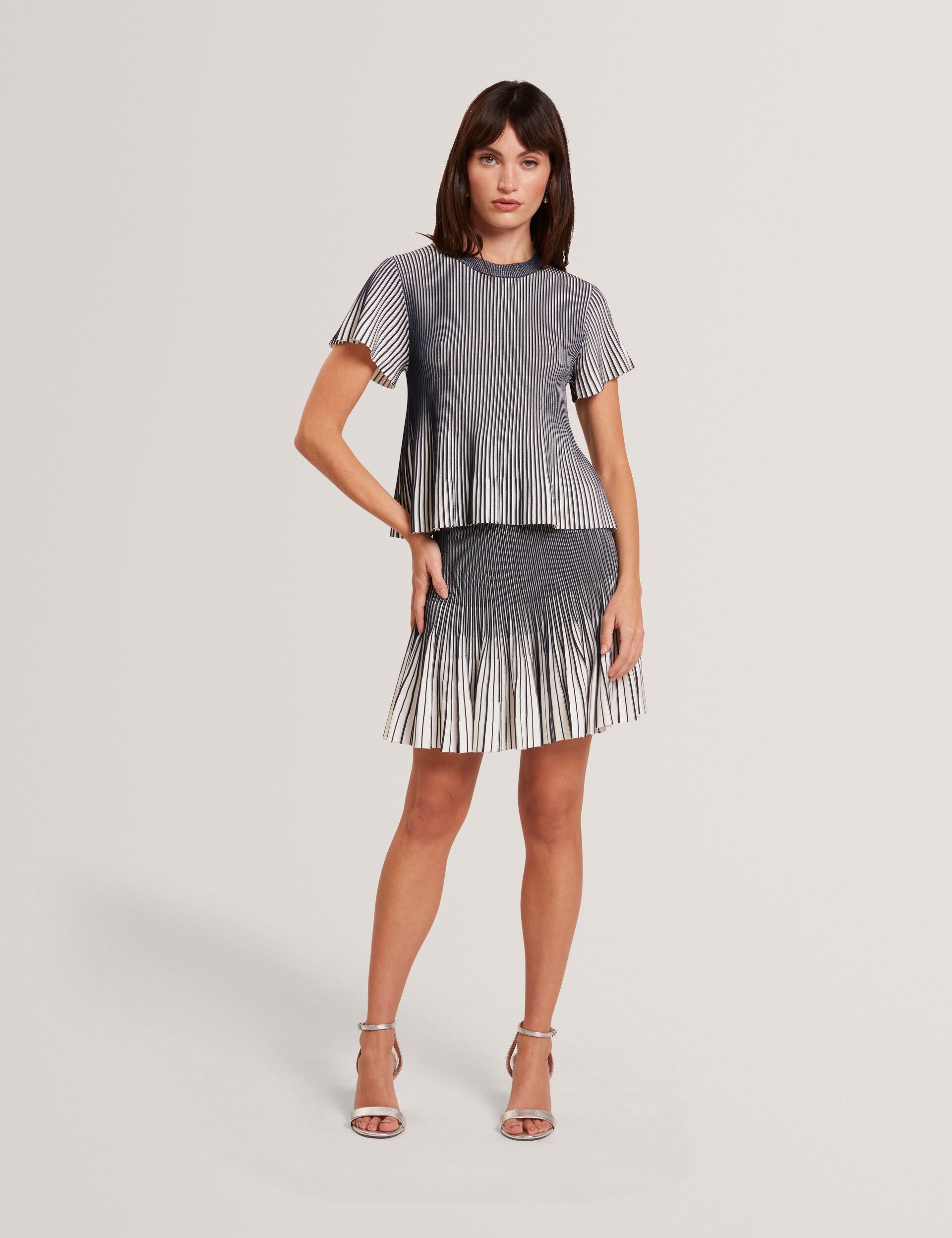 Women HETHRR - Textured Knit Fluted Short Sleeve Top - Ted Baker