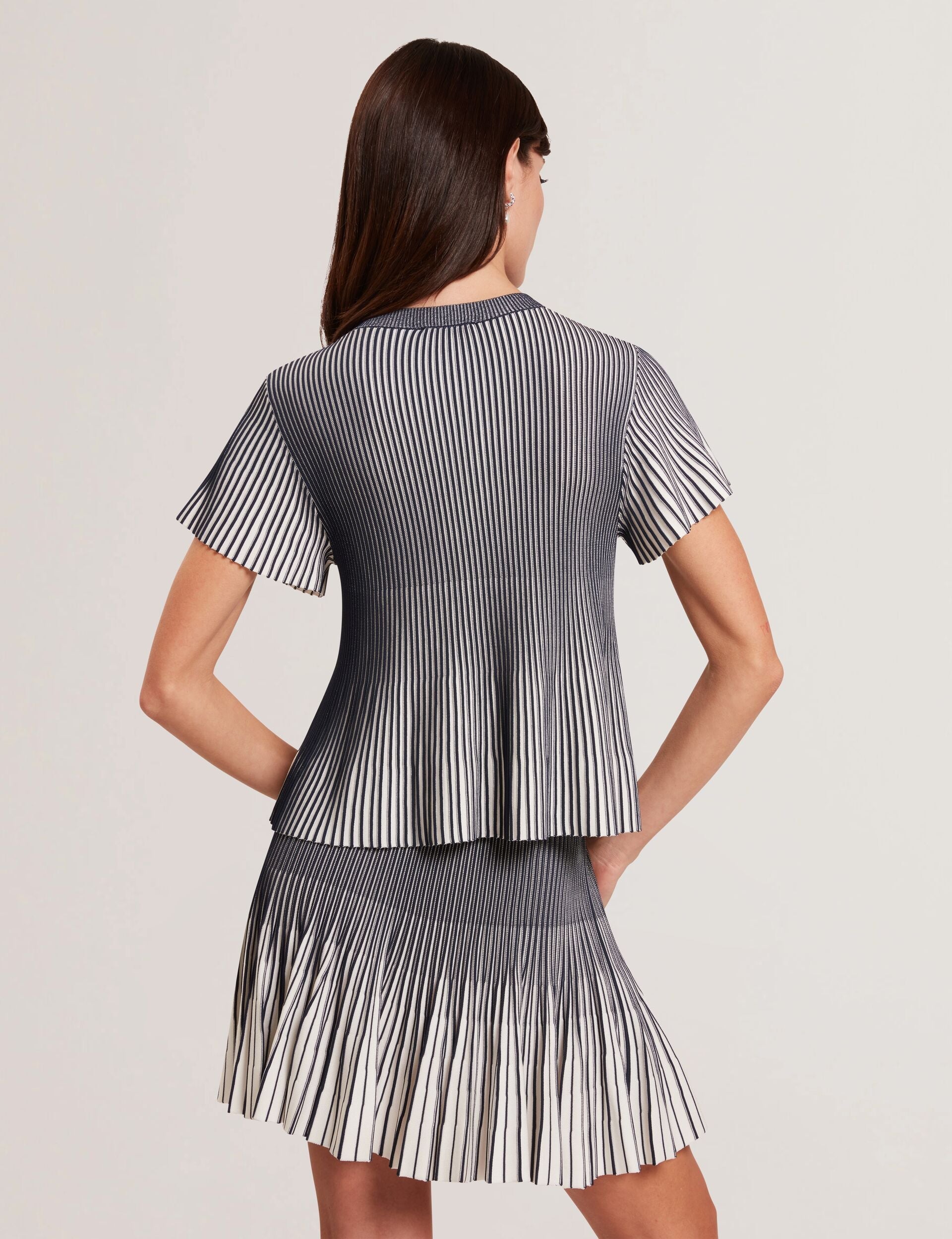 Women HETHRR - Textured Knit Fluted Short Sleeve Top - Ted Baker
