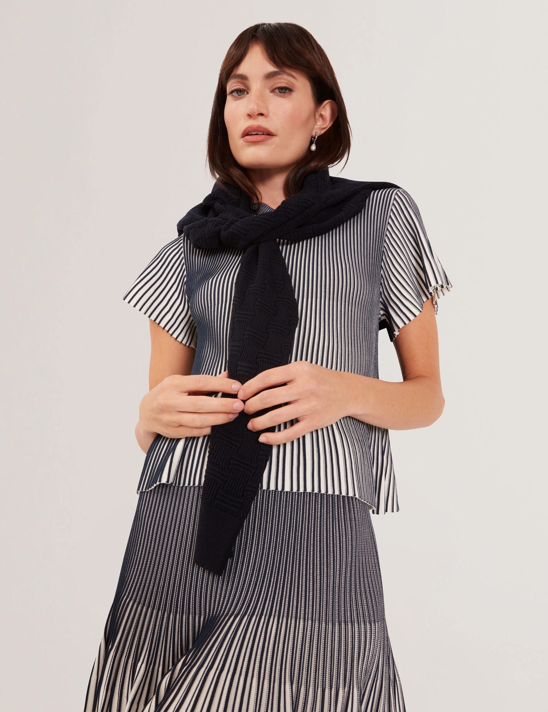 Women HETHRR - Textured Knit Fluted Short Sleeve Top - Ted Baker