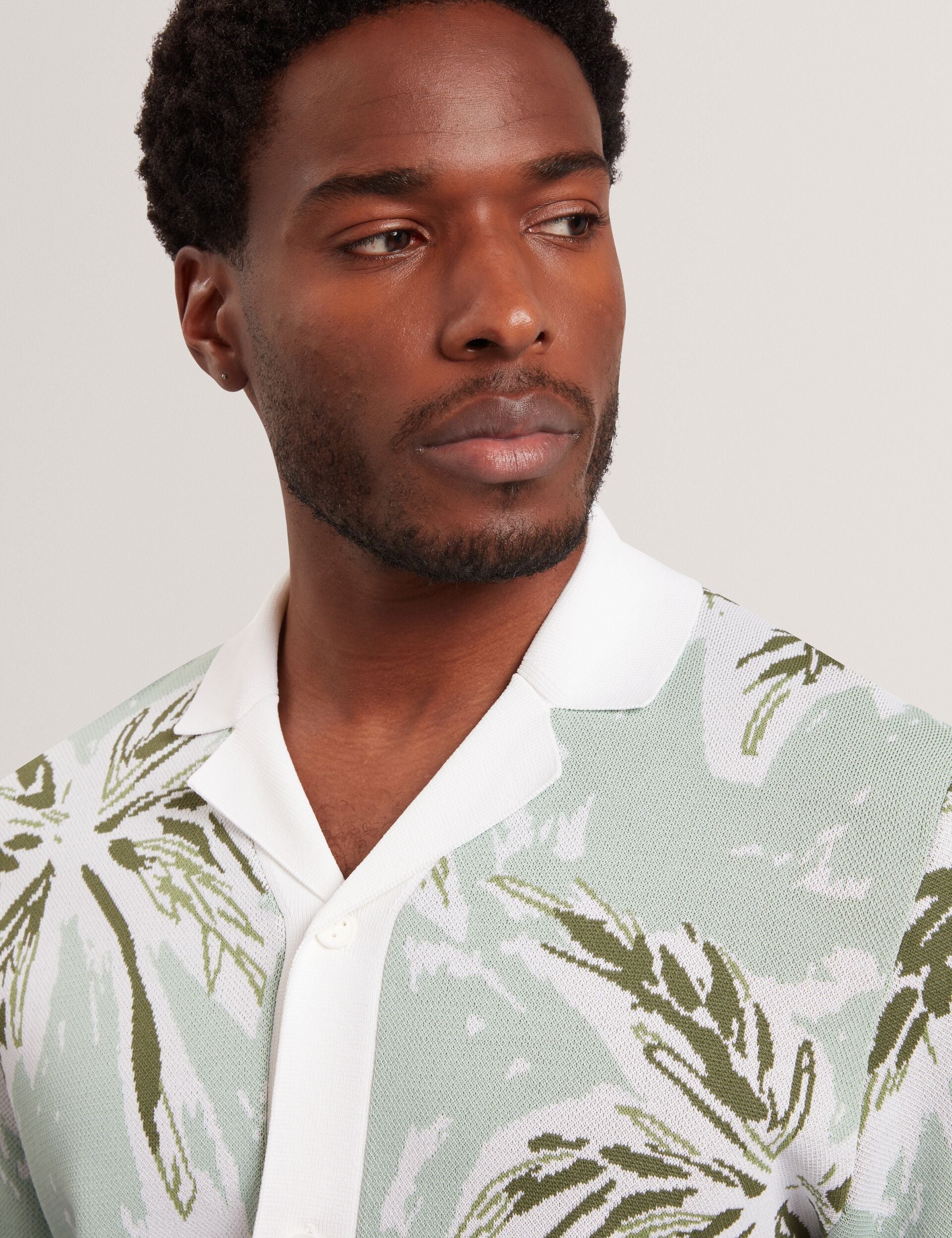 Men KYES - Leaf Print Knitted Short Sleeve Shirt - Ted Baker