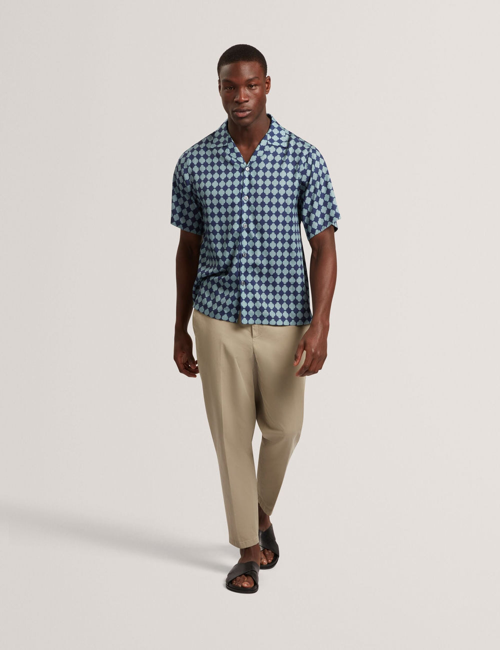 Men IBICUI Tile Print Tencel Short Sleeve Shirt - Ted Baker