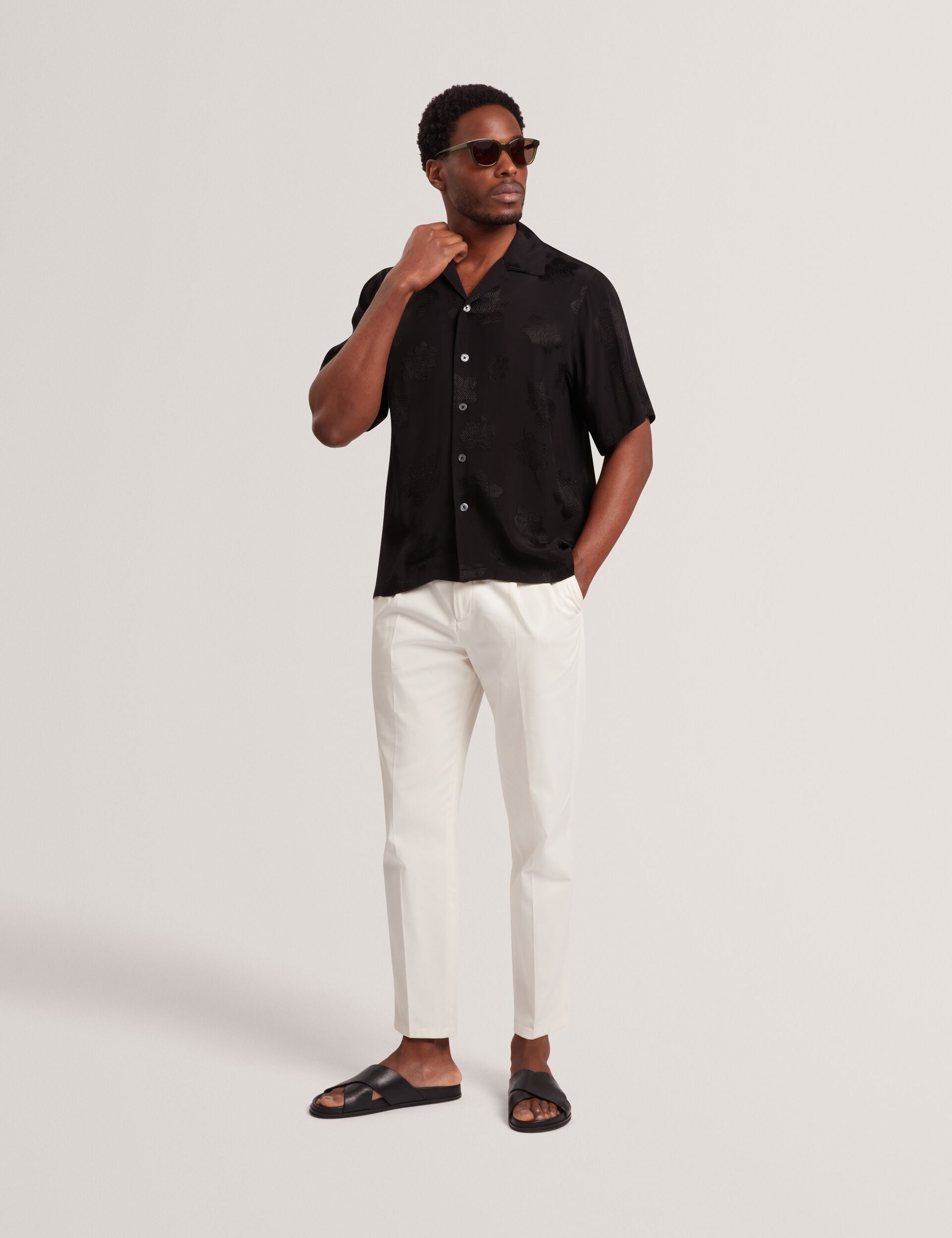 Men THOVAN Textured Floral Relaxed Short Sleeve Shirt - Ted Baker