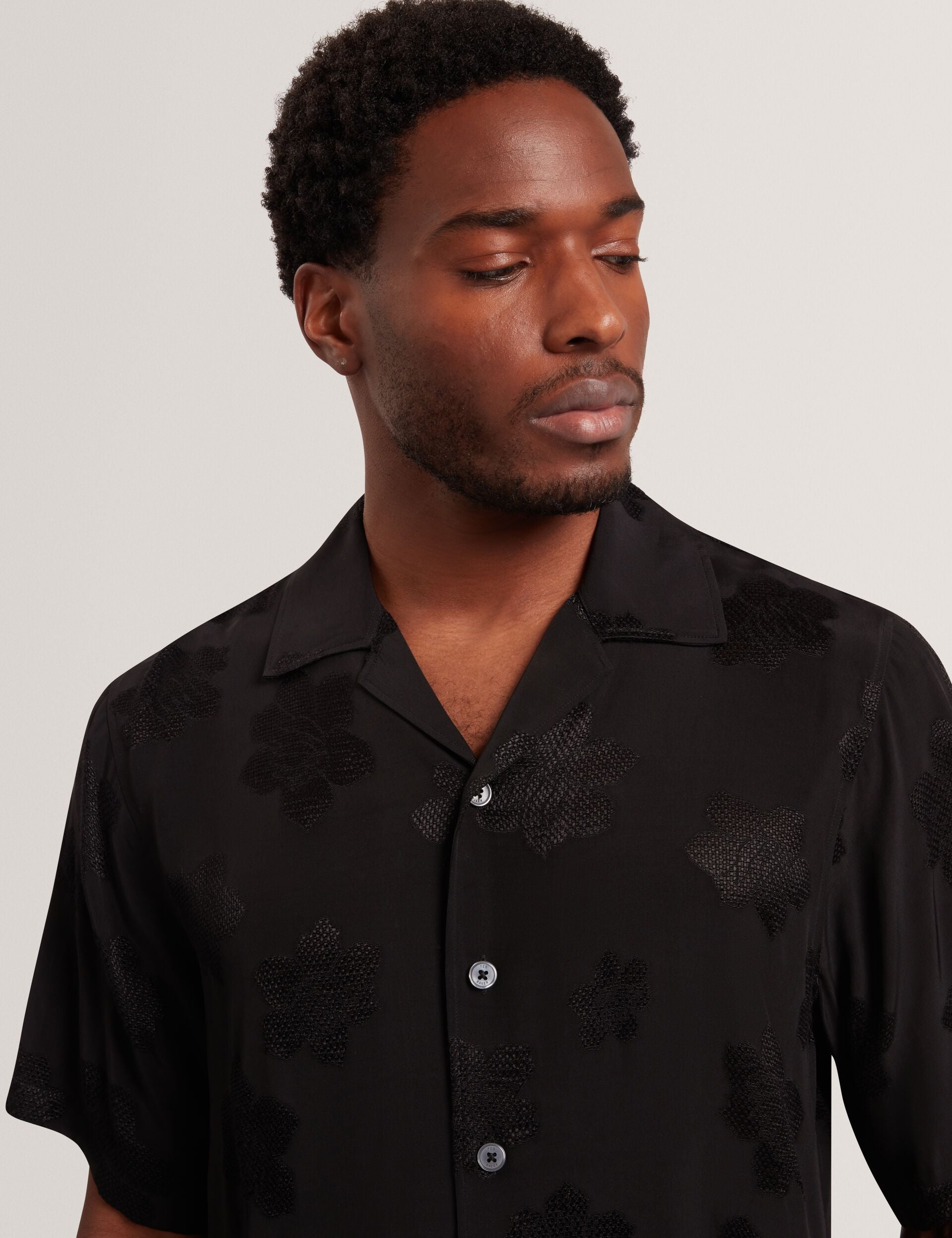 Men THOVAN Textured Floral Relaxed Short Sleeve Shirt - Ted Baker