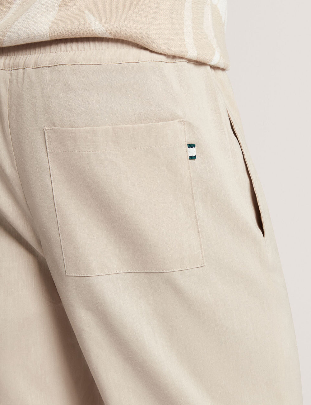 Men CULVERR Relaxed Linen Blend Elasticated Trousers - Ted Baker